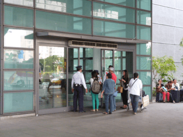 マニラ空港ターミナル3の入口